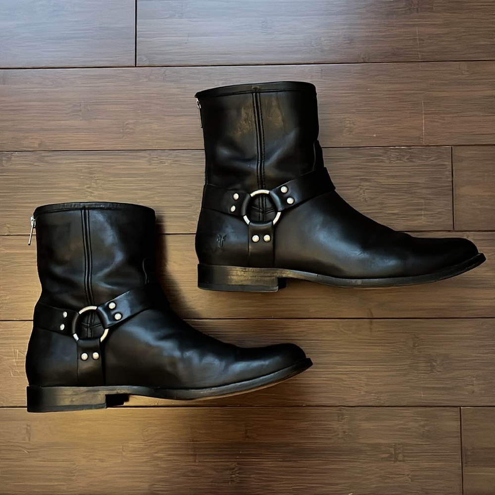 Frye Phillip Harness Short Black Leather Boots